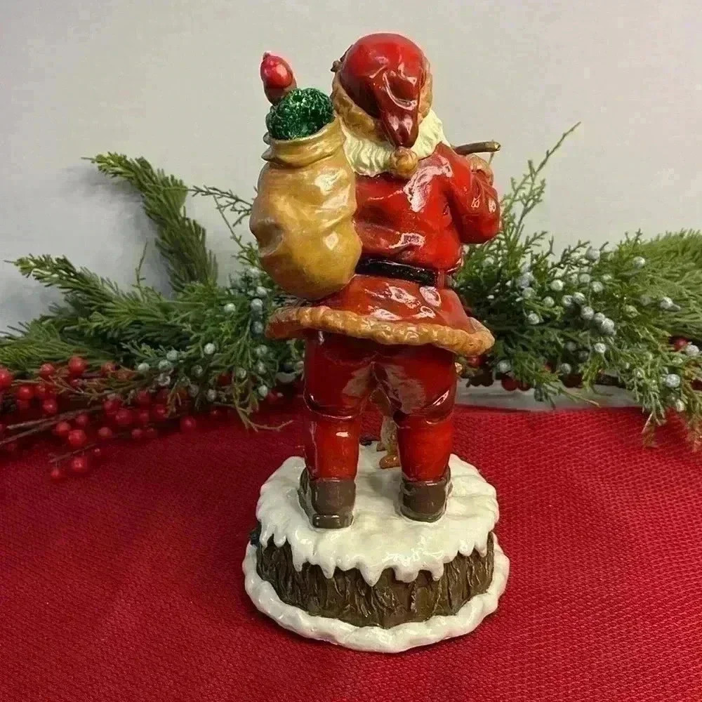 Home for the holidays vision of Santa Claus music box and figurine. New in box - Picture 4 of 5